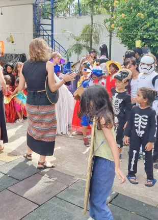 children-participating-together-as-team-treasure-hunt-2.png